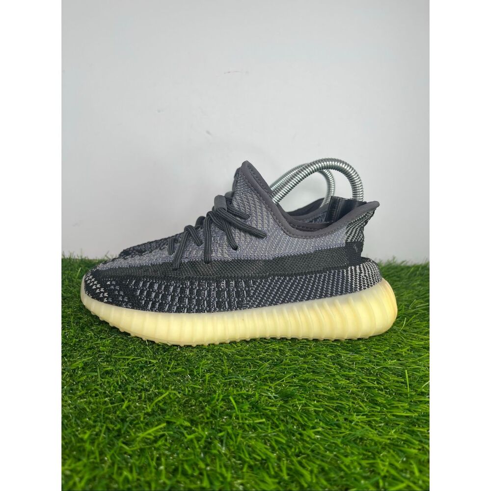 Adidas Yeezy Boost 350 V2 Carbon FZ5000 Black Grey Men’s US 4 Women’s 5